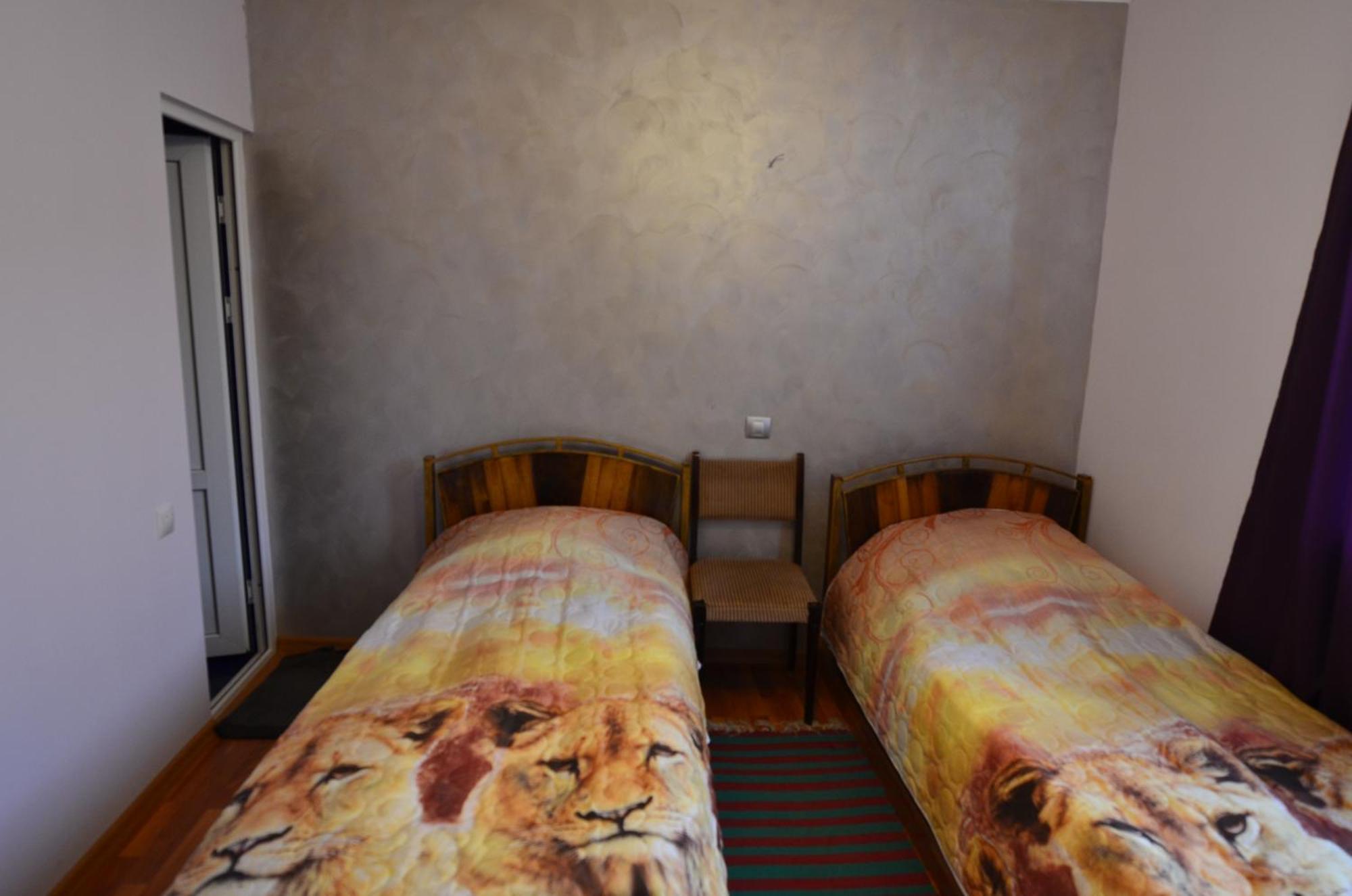 Armen'S Guest House Tat'ev Buitenkant foto