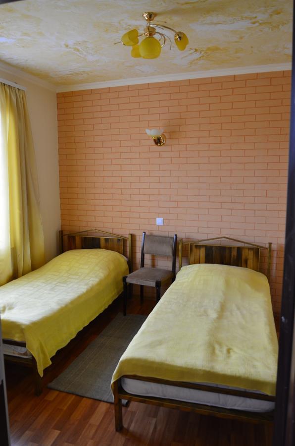 Armen'S Guest House Tat'ev Buitenkant foto
